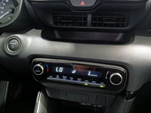 Toyota Yaris 1.5 120H Active Plus  - Foto 24