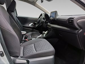 Toyota Yaris 1.5 120H Active Plus  - Foto 7