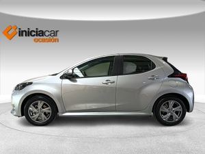 Toyota Yaris 1.5 120H Active Plus  - Foto 4