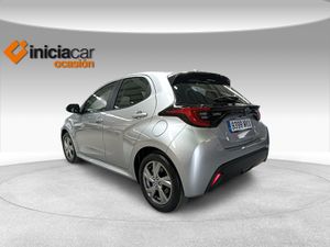 Toyota Yaris 1.5 120H Active Plus  - Foto 3