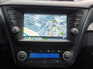 Toyota Avensis 2.0 150D ADVANCE TS  - Foto 16