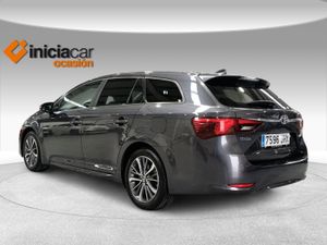 Toyota Avensis 2.0 150D ADVANCE TS  - Foto 3