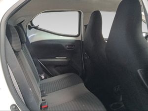 Toyota Aygo 1.0 70 x-play  - Foto 8