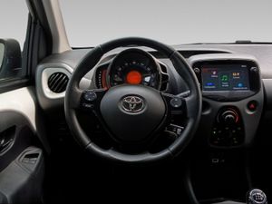 Toyota Aygo 1.0 70 x-play  - Foto 10