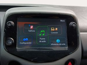 Toyota Aygo 1.0 70 x-play  - Foto 16