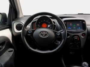 Toyota Aygo 1.0 70 x-play  - Foto 10