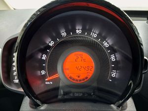 Toyota Aygo 1.0 70 x-play  - Foto 15