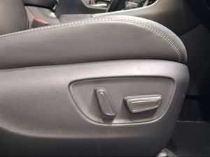 Toyota Rav4 220H e-CVT 4x4 Luxury  - Foto 25