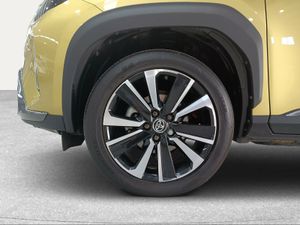 Toyota Yaris Cross 1.5 120H Premiere Edition  - Foto 17