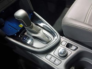 Toyota Yaris Cross 1.5 120H Premiere Edition  - Foto 27
