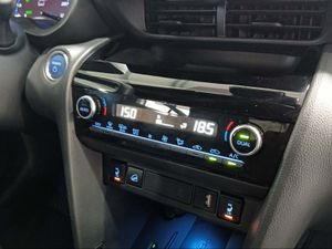 Toyota Yaris Cross 1.5 120H Premiere Edition  - Foto 28