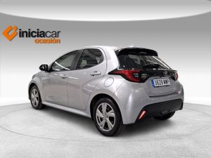 Toyota Yaris 1.5 120H Active Plus  - Foto 3