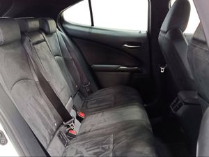 Lexus UX 2.0 300h UX Plus  - Foto 8