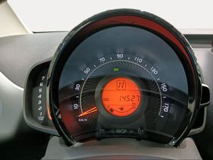 Toyota Aygo 1.0 70 x-play  - Foto 15