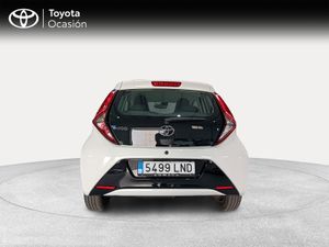 Toyota Aygo 1.0 70 x-play  - Foto 5