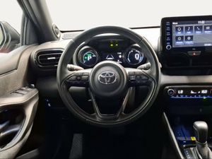 Toyota Yaris 1.5 120H Style P. Premier Edition  - Foto 10