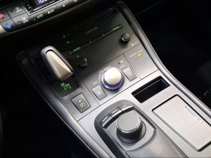 Lexus CT 1.8 200h Business  - Foto 15
