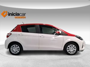 Toyota Yaris 1.5 110 Active  - Foto 18