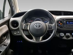 Toyota Yaris 1.5 110 Active  - Foto 10