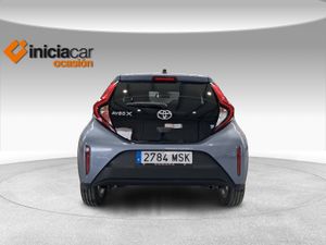 Toyota Aygo X Cross 1.0 VVT-I 72CV Play  - Foto 5