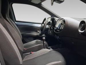 Toyota Aygo X Cross 1.0 VVT-I 72CV Play  - Foto 7