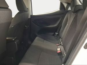 Toyota Yaris 1.5 120H Active Tech  - Foto 12