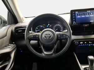 Toyota Yaris 1.5 120H Active Tech  - Foto 10