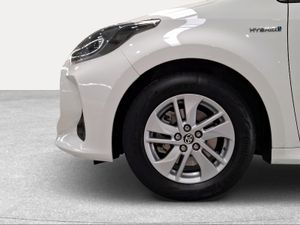Toyota Yaris 1.5 120H Active Tech  - Foto 17