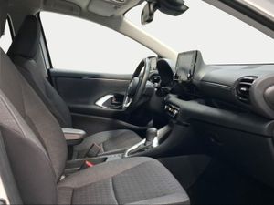 Toyota Yaris 1.5 120H Active Tech  - Foto 7