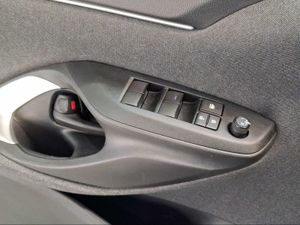 Toyota Yaris 1.5 120H Active Tech  - Foto 23