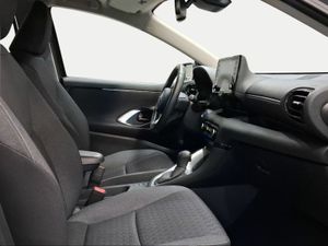 Toyota Yaris 1.5 120H Active Tech  - Foto 7