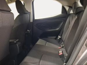 Toyota Yaris 1.5 120H Active Tech  - Foto 12
