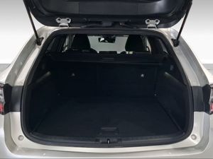 Toyota Corolla 1.8 125H STYLE E-CVT TOURING SPORT  - Foto 11