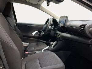 Toyota Yaris 1.5 120H Active Plus  - Foto 7