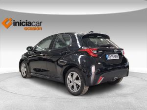 Toyota Yaris 1.5 120H Active Plus  - Foto 3