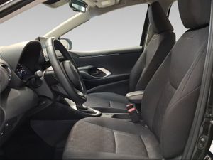 Toyota Yaris 1.5 120H Active Plus  - Foto 13
