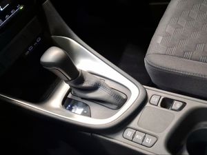 Toyota Yaris 1.5 120H Active Plus  - Foto 21