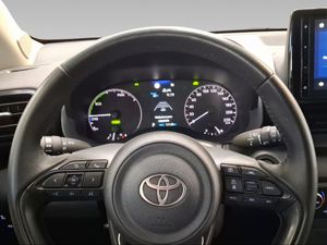 Toyota Yaris 1.5 120H Active Plus  - Foto 14