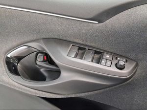 Toyota Yaris 1.5 120H Style  - Foto 23