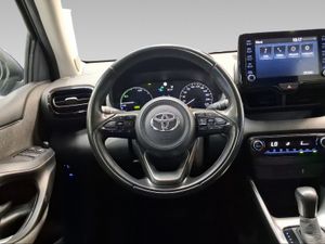 Toyota Yaris 1.5 120H Active Tech  - Foto 10