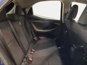 Toyota Yaris 1.5 120H Active Tech  - Foto 8