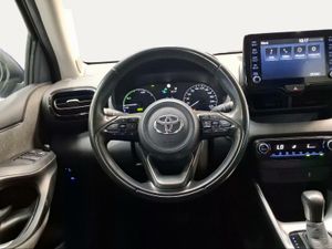 Toyota Yaris 1.5 120H Active Tech  - Foto 10