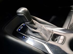 Toyota Corolla 2.0 180H STYLE E-CVT TOURING SPORT  - Foto 21