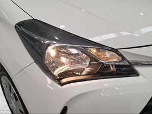 Toyota Yaris 1.5 110 Active  - Foto 23