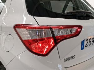 Toyota Yaris 1.5 110 Active  - Foto 24
