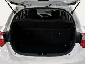 Toyota Yaris 1.5 110 Active  - Foto 11