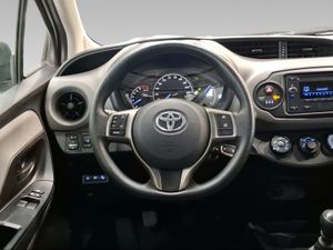 Toyota Yaris 1.5 110 Active  - Foto 10