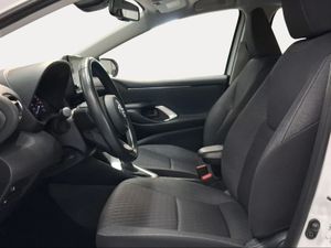 Toyota Yaris 1.5 120H Active Tech  - Foto 13