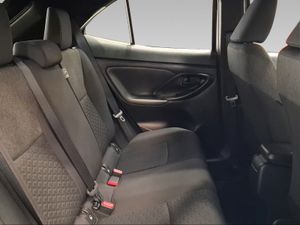 Toyota Yaris Cross 1.5 120H Active Tech  - Foto 8