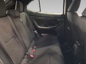 Toyota Yaris Cross 1.5 120H Active Tech  - Foto 8